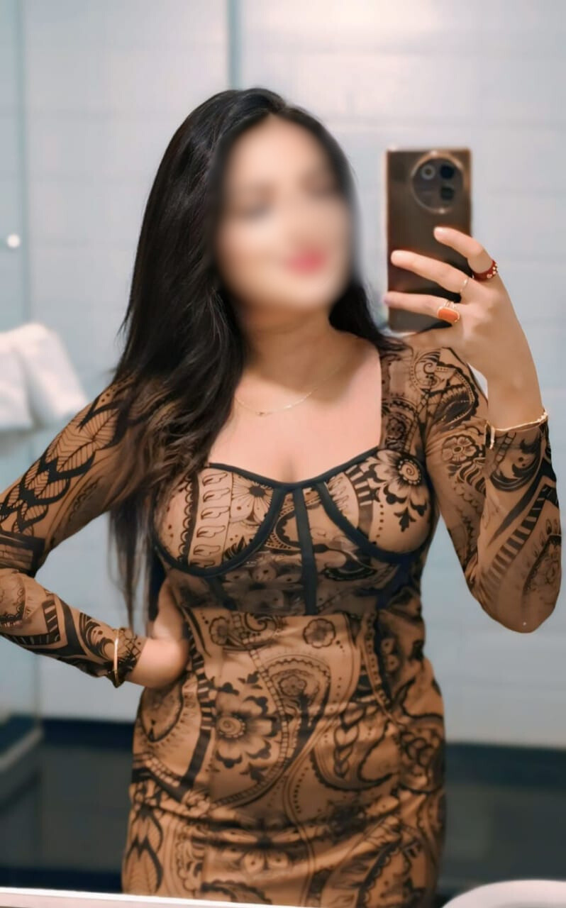 Elite Model Showcase